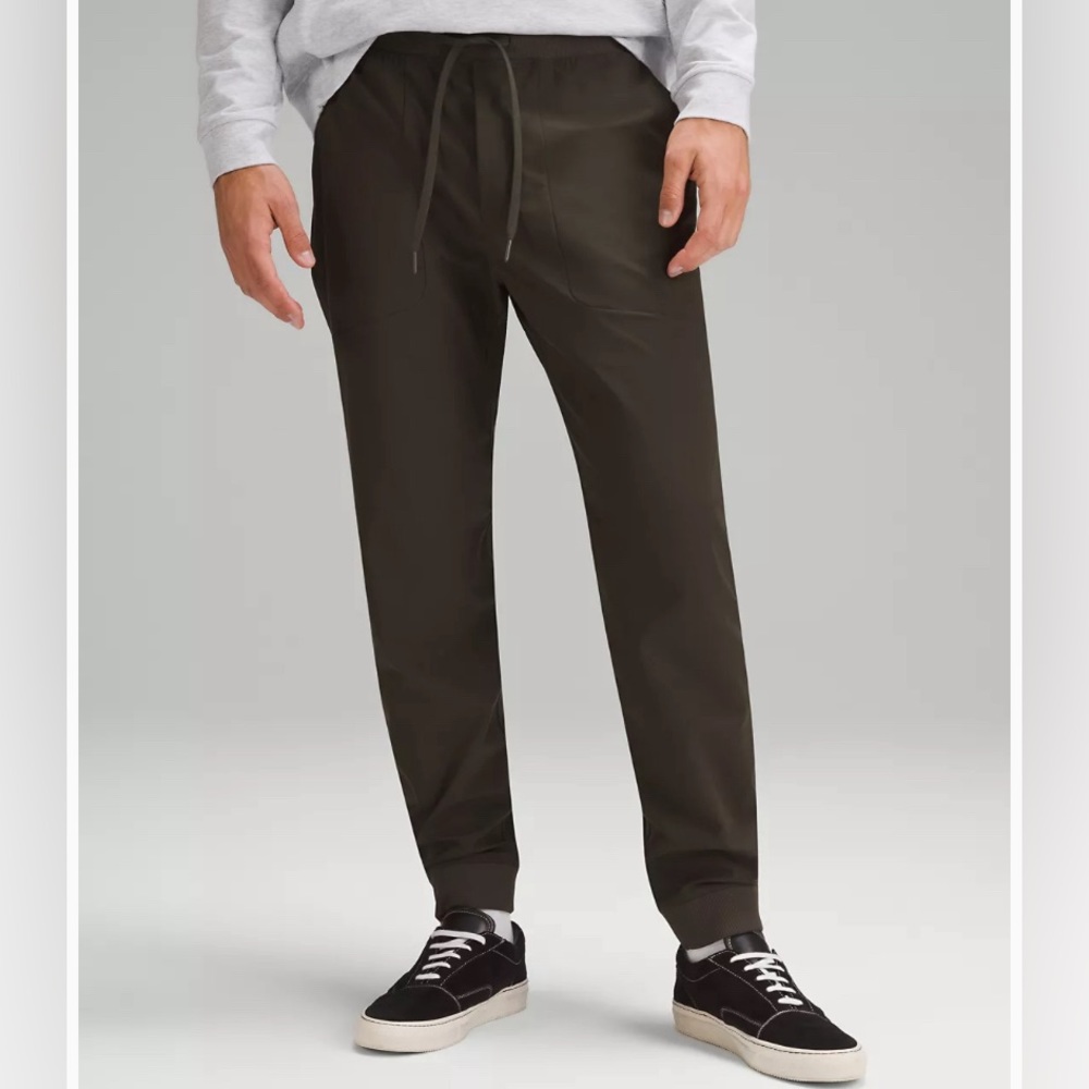 New with tags Lululemon ABC jogger